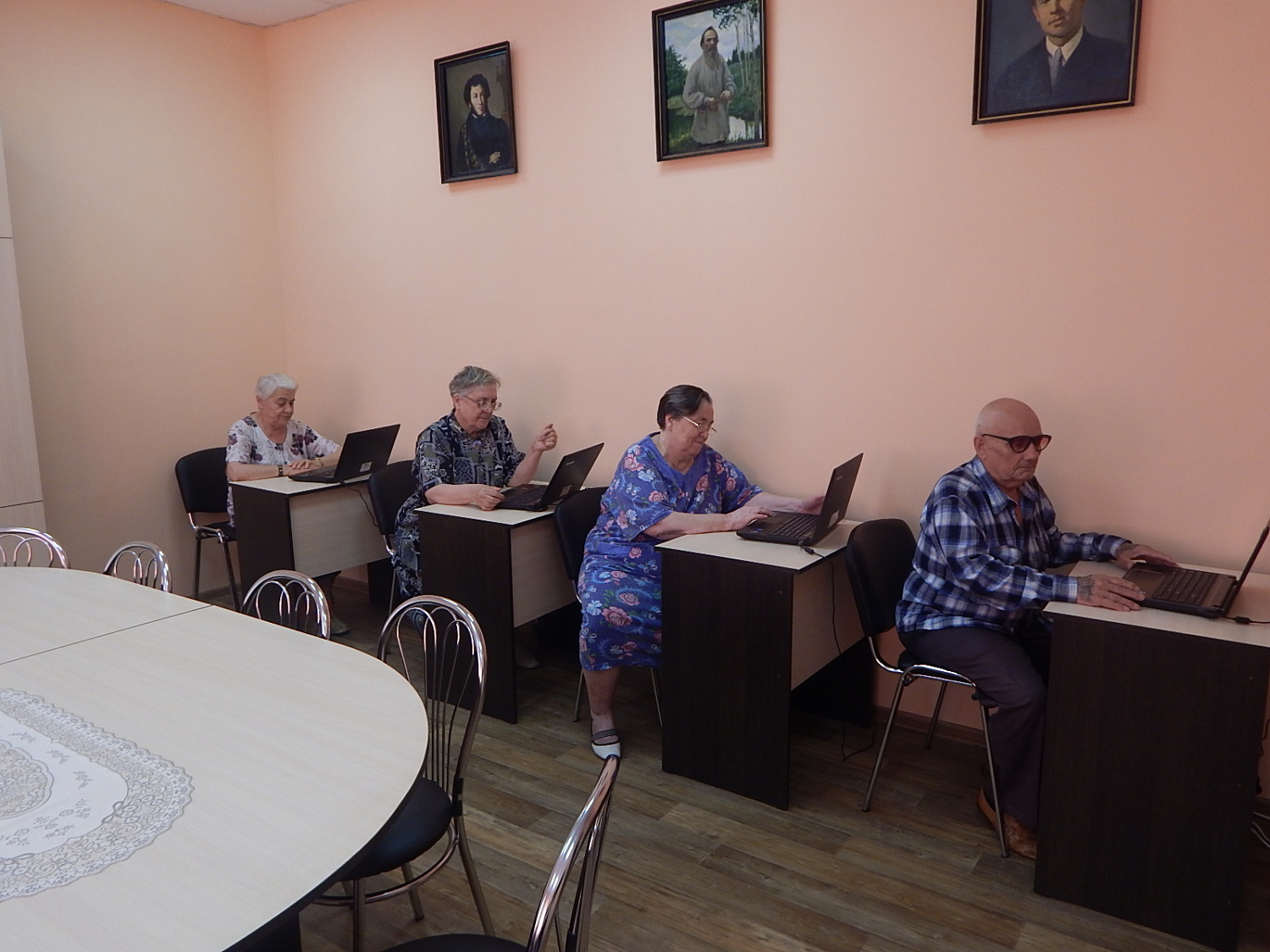Университет третьего возраста